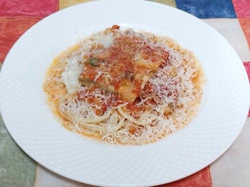 Jak uvařit filé na rajčatech po římsku? Snadné recept, připravený za Do 30 minut